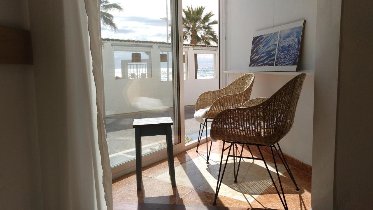 Studio Beso Del Mar Lägenhet Nerja Exteriör bild
